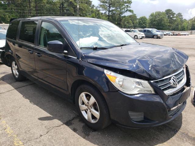 2V4RW3D11AR388525 - 2010 VOLKSWAGEN ROUTAN SE BLUE photo 4