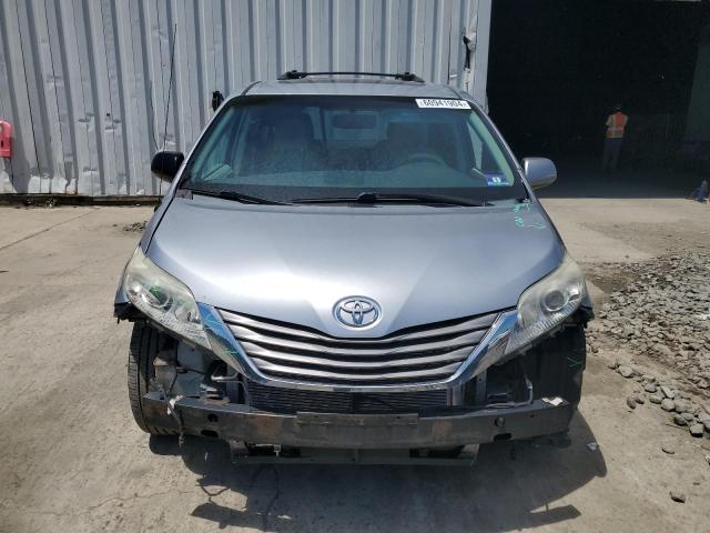 5TDDK3DCXES071471 - 2014 TOYOTA SIENNA XLE SILVER photo 5