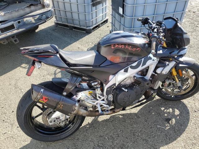 ZD4KGUA15KS000350 - 2019 APRILIA TUONO V4 1 BLACK photo 9