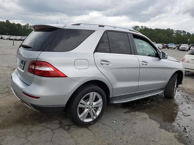 4JGDA5HB6FA465902 - 2015 MERCEDES-BENZ ML 350 4MATIC SILVER photo 3