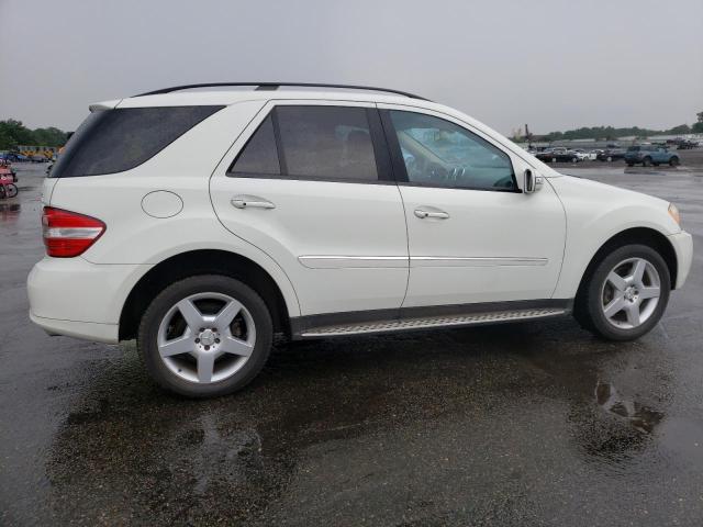 4JGBB72E68A413904 - 2008 MERCEDES-BENZ ML 550 WHITE photo 3