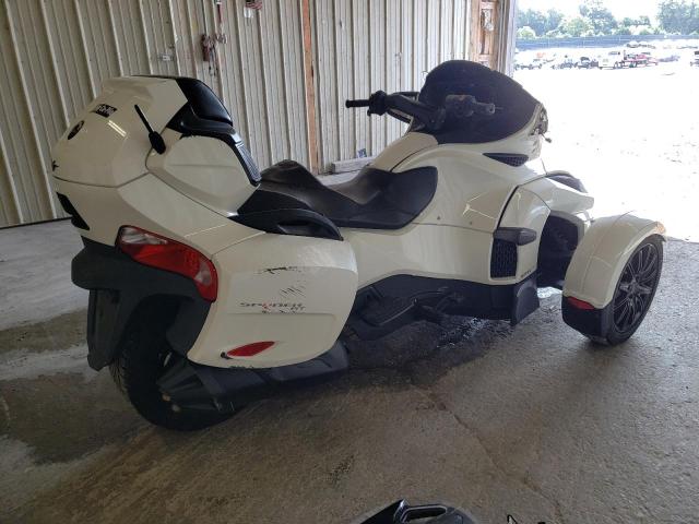 2BXNBDD2XJV000461 - 2018 CAN-AM SPYDER ROA RT WHITE photo 4