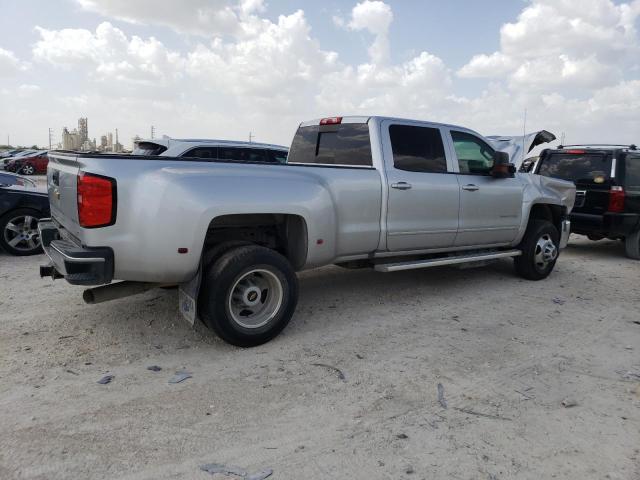 1GC4CZCYXHF244519 - 2017 CHEVROLET SILVERADO C3500 LT SILVER photo 3