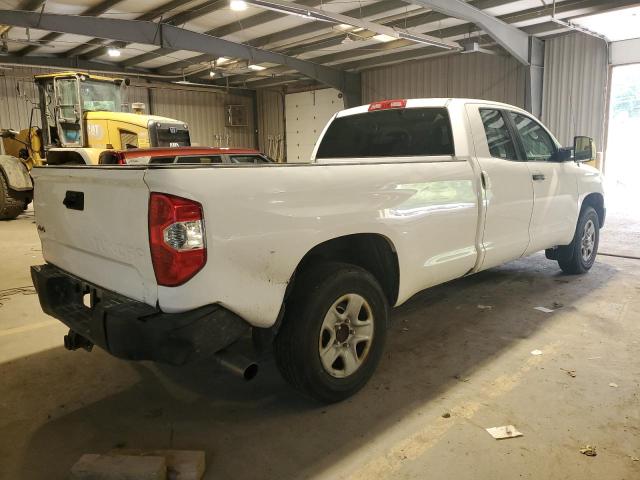 5TFCY5F12GX020643 - 2016 TOYOTA TUNDRA DOUBLE CAB SR/SR5 WHITE photo 3