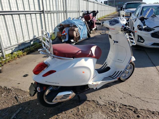 ZAPM818G0F5102152 - 2015 VESPA SPRINT 150 3V WHITE photo 4