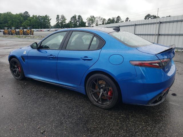 ZARFAMEV4R7684872 - 2024 ALFA ROMEO GIULIA QUADRIFOGLIO BLUE photo 2