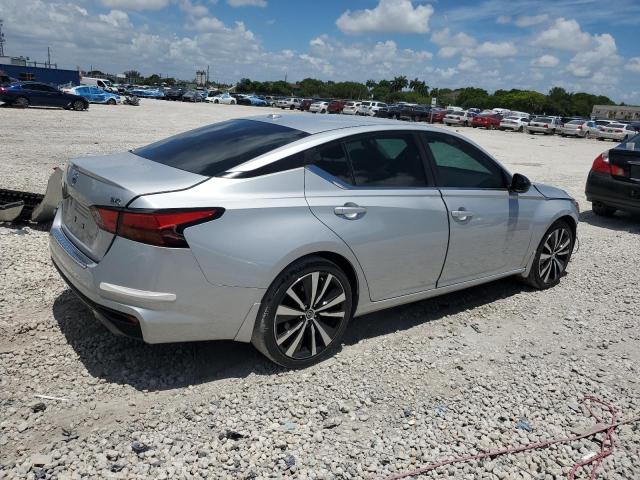 1N4BL4CV8MN341093 - 2021 NISSAN ALTIMA SR SILVER photo 3