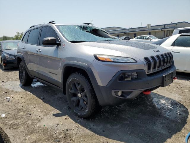 1C4PJMBS4FW786392 - 2015 JEEP CHEROKEE TRAILHAWK SILVER photo 4