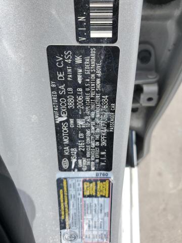 3KPFK4A77JE276384 - 2018 KIA FORTE LX SILVER photo 12