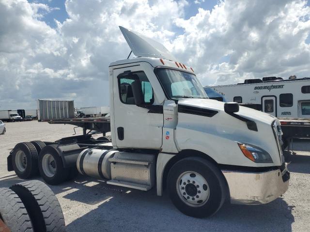 2020 FREIGHTLINER CASCADIA 1, 