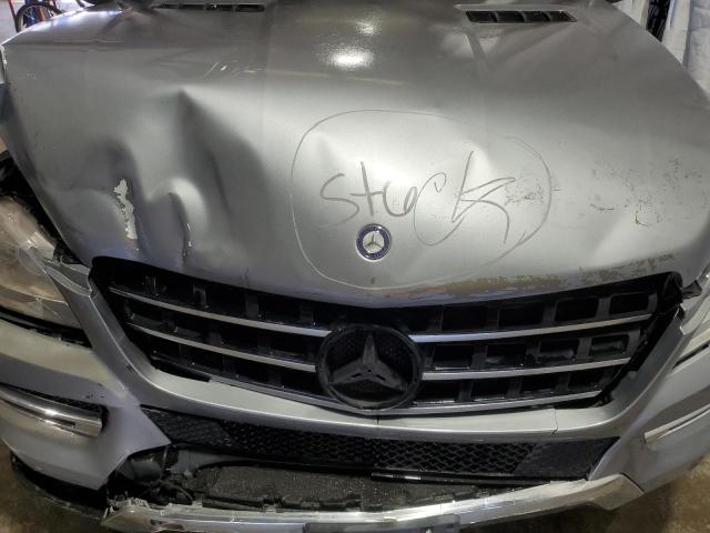 4JGDA5HB2CA070028 - 2012 MERCEDES-BENZ ML 350 4MATIC SILVER photo 12