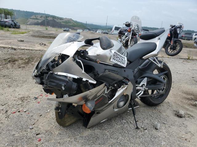 JYARJ06E54A015810 - 2004 YAMAHA YZFR6 L SILVER photo 2