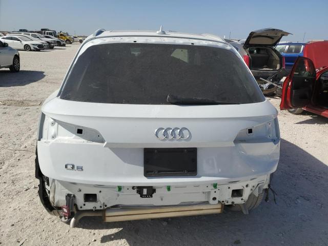 WA1E2AFY3L2072428 - 2020 AUDI Q5 PREMIUM PLUS WHITE photo 6