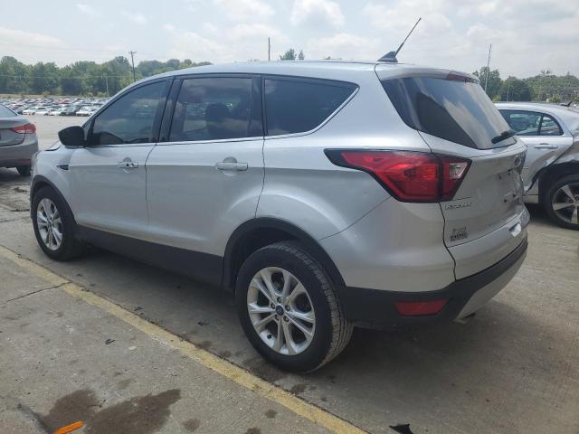 1FMCU0GD3KUC36384 - 2019 FORD ESCAPE SE SILVER photo 2