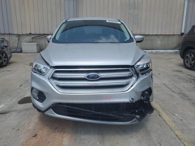 1FMCU0GD3KUC36384 - 2019 FORD ESCAPE SE SILVER photo 5