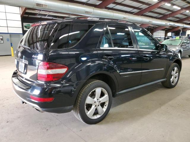 4JGBB8GB2AA595160 - 2010 MERCEDES-BENZ ML 350 4MATIC BLACK photo 3