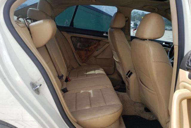 3VWEF71K27M166876 - 2007 VOLKSWAGEN JETTA WOLFSBURG 白色 照片 6