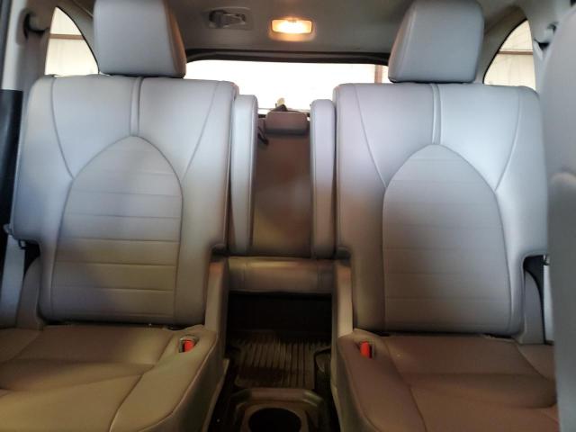 5TDHZRBH8MS546421 - 2021 TOYOTA HIGHLANDER XLE WHITE photo 10