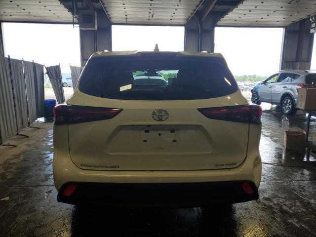 5TDHZRBH8MS546421 - 2021 TOYOTA HIGHLANDER XLE WHITE photo 6