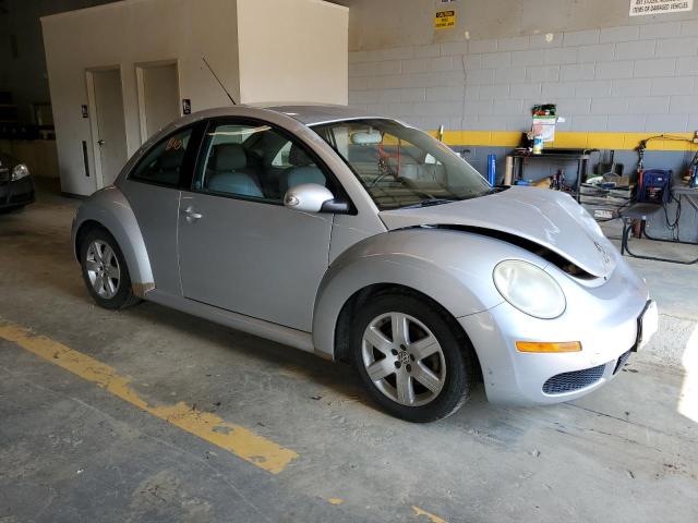 3VWPW31C97M500931 - 2007 VOLKSWAGEN NEW BEETLE 2.5L SILVER photo 4