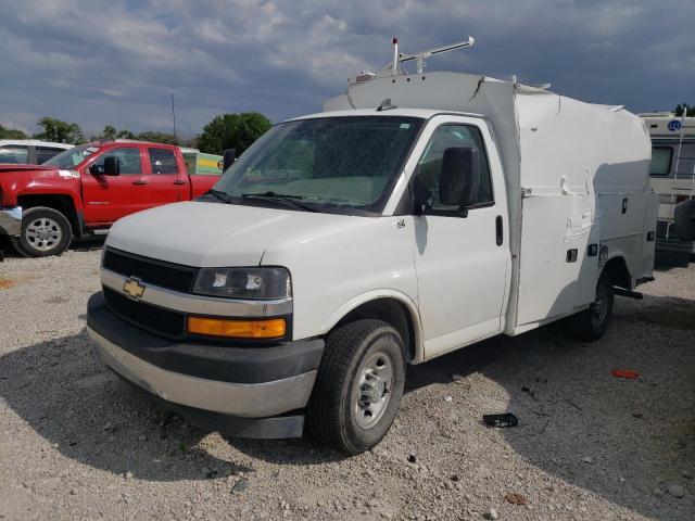 1GB0GRFG0K1369320 - 2019 CHEVROLET EXPRESS G3 WHITE photo 2