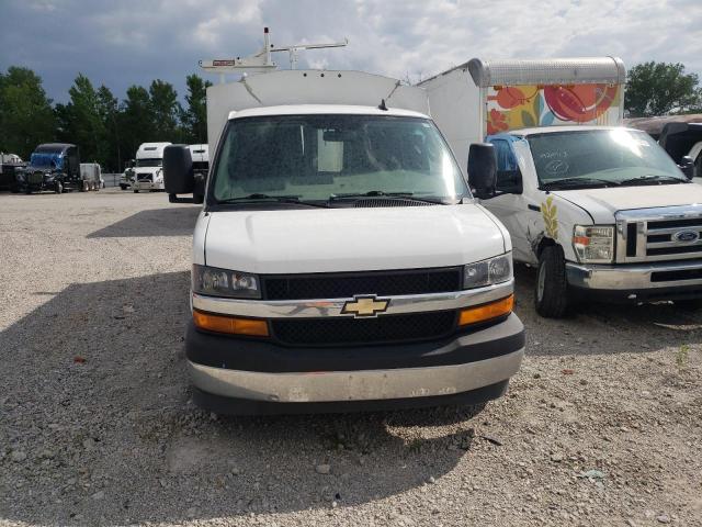 1GB0GRFG0K1369320 - 2019 CHEVROLET EXPRESS G3 WHITE photo 5