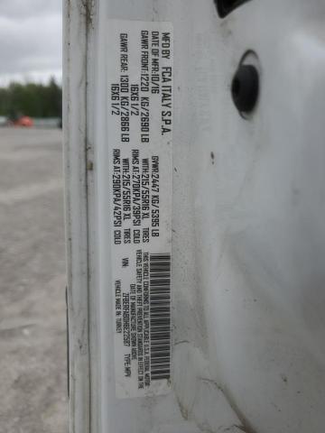 ZFBERFAB0H6E22587 - 2017 RAM PROMASTER WHITE photo 13