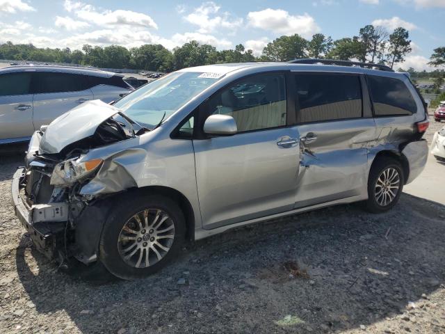 2020 TOYOTA SIENNA XLE, 