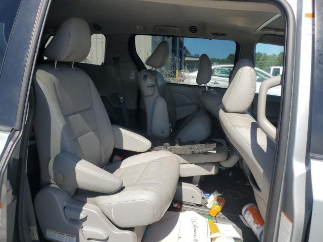 5TDYZ3DC4LS025967 - 2020 TOYOTA SIENNA XLE GRAY photo 11