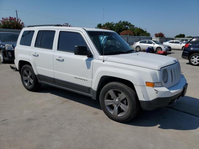 1C4NJPFA9ED804910 - 2014 JEEP PATRIOT LATITUDE WHITE photo 4