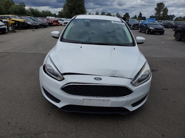 1FADP3K28JL225401 - 2018 FORD FOCUS SE WHITE photo 5