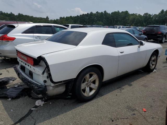 2B3CJ4DG1BH501763 - 2011 DODGE CHALLENGER WHITE photo 3