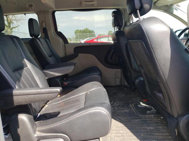 2C4RC1CG1ER198470 - 2014 CHRYSLER TOWN & COU TOURING L RED photo 11