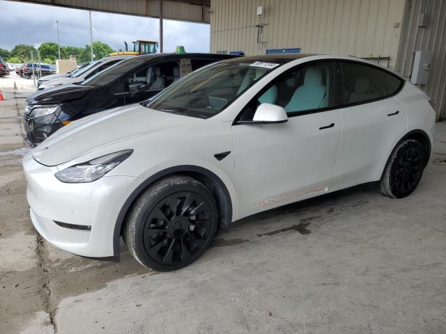 7SAYGDEE6NF496797 - 2022 TESLA MODEL Y WHITE photo 1