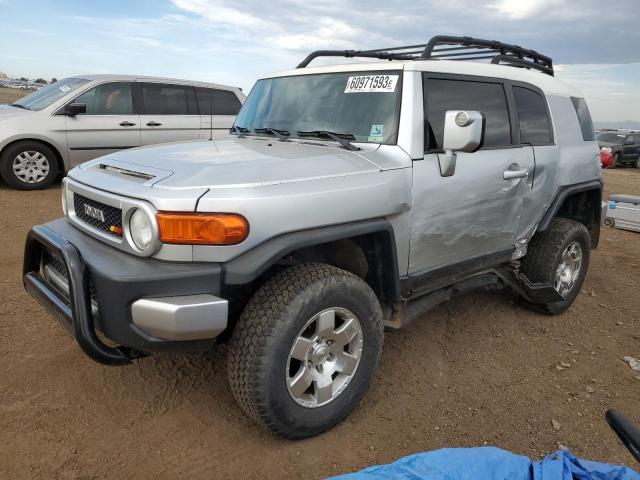 JTEBU11F070045130 - 2007 TOYOTA FJ CRUISER SILVER photo 1