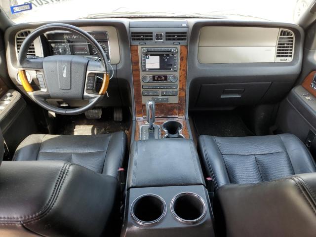5LMJJ2J50DEL06866 - 2013 LINCOLN NAVIGATOR შავი ფოტო 8
