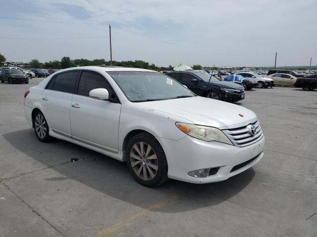 4T1BK3DB7BU404212 - 2011 TOYOTA AVALON BASE WHITE photo 4