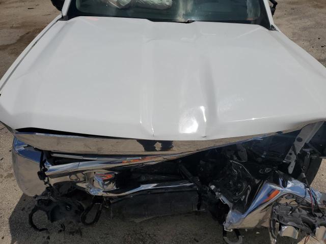 1GC2KUEG8GZ412673 - 2016 CHEVROLET SILVERADO K2500 HEAVY DUTY WHITE photo 11