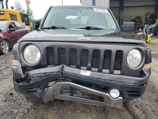 1C4NJRAB0GD740805 - 2016 JEEP PATRIOT GRAY photo 5