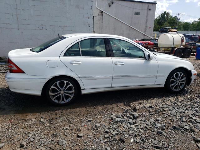 WDBRF84J75F596508 - 2005 MERCEDES-BENZ C 320 4MATIC WHITE photo 3