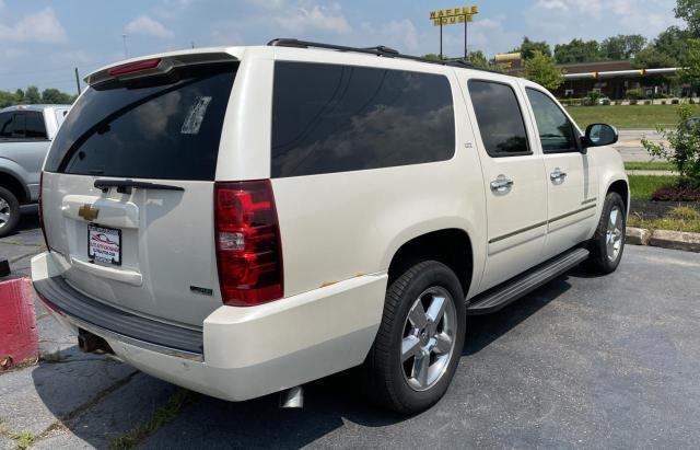 1GNSKKE70CR158589 - 2012 CHEVROLET SUBURBAN K1500 LTZ WHITE photo 4