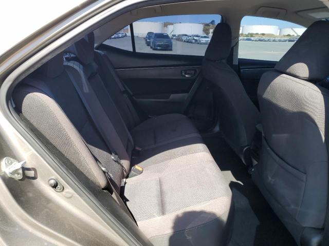 2T1BURHE1JC106322 - 2018 TOYOTA COROLLA L GRAY photo 10