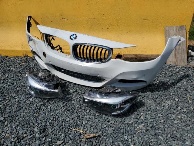 WBA8Z9C37HG826783 - 2017 BMW 330 XIGT WHITE photo 12