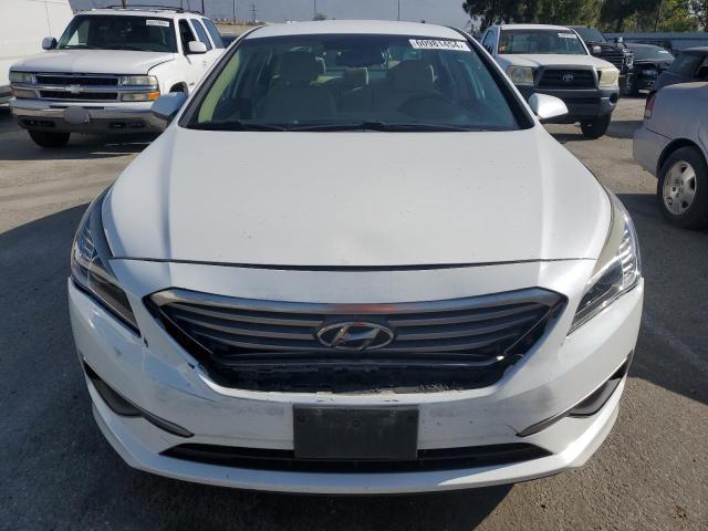 5NPE24AFXHH472585 - 2017 HYUNDAI SONATA SE WHITE photo 5