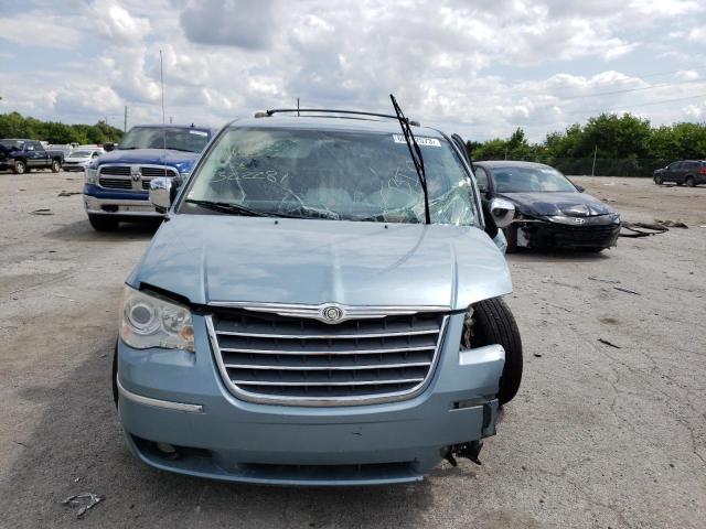 2A4RR7DX0AR322281 - 2010 CHRYSLER TOWN & COU LIMITED BLUE photo 5