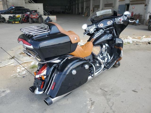 56KTRAAA9F3328406 - 2015 INDIAN MOTORCYCLE CO. ROADMASTER BLACK photo 4