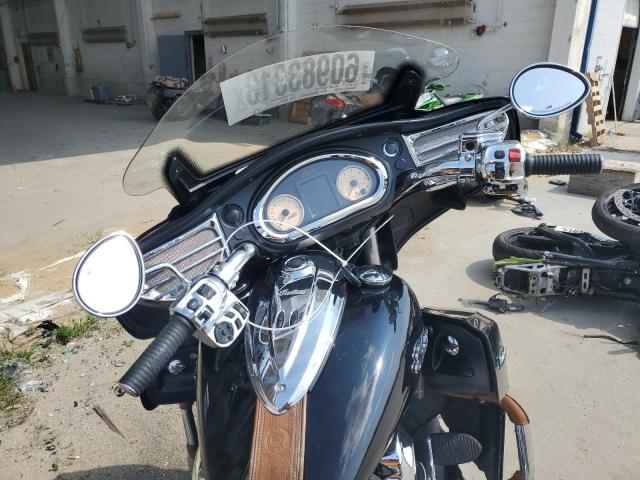 56KTRAAA9F3328406 - 2015 INDIAN MOTORCYCLE CO. ROADMASTER BLACK photo 5