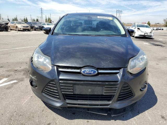 1FAHP3N20CL435846 - 2012 FORD FOCUS TITANIUM BLACK photo 5