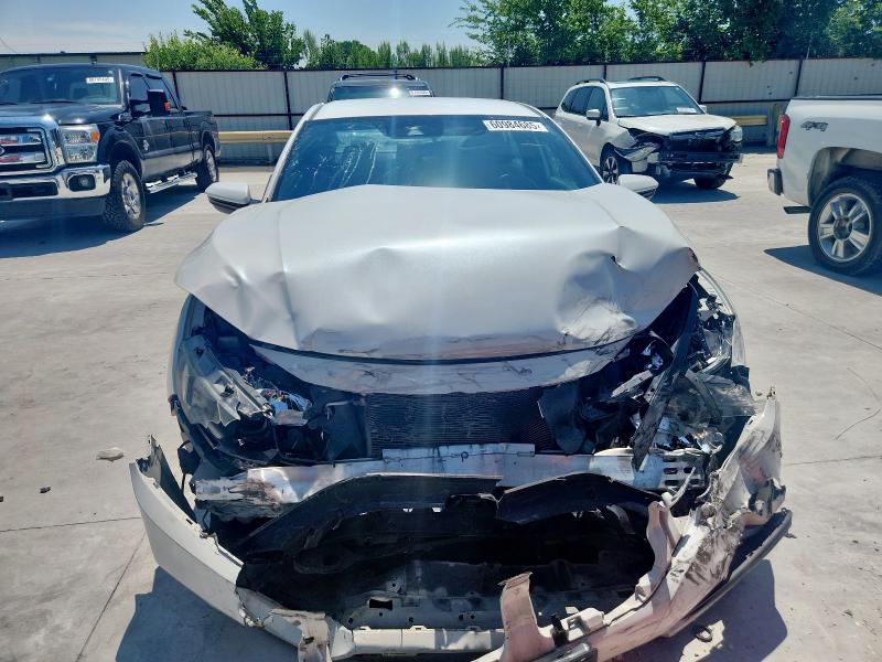 2HGFC2F85LH517158 - 2020 HONDA CIVIC SPORT WHITE photo 5