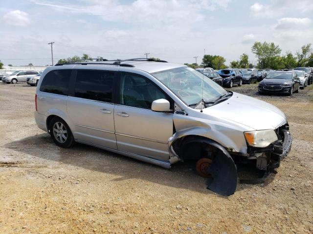 2A4RR5D14AR492806 - 2010 CHRYSLER TOWN & COU TOURING SILVER photo 4